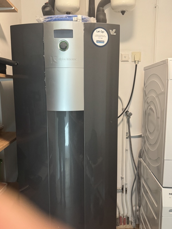 Afbeeldingslocatie: https://tweakers.net/i/NyohEoO4V6gvcB0GCdY8d06E5ts=/x800/filters:strip_icc():strip_exif()/f/image/cbdUsb7jhhNdlmK6Qz4xRW8v.jpg?f=fotoalbum_large