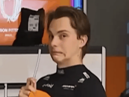 Afbeeldingslocatie: https://tweakers.net/i/NztYGRqseTXwtQYHMQ3d2x6-2JU=/fit-in/4000x4000/filters:no_upscale():strip_exif()/f/image/0fHGwrXKLFcZqXn2lXGMhy3U.png?f=user_large