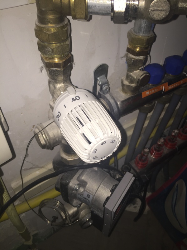 Afbeeldingslocatie: https://tweakers.net/i/O2_84eOLbtZ_y7vc664kSTmf-Z4=/x800/filters:strip_icc():strip_exif()/f/image/CKqGX62aLlhuqP9gIohTiHQY.jpg?f=fotoalbum_large