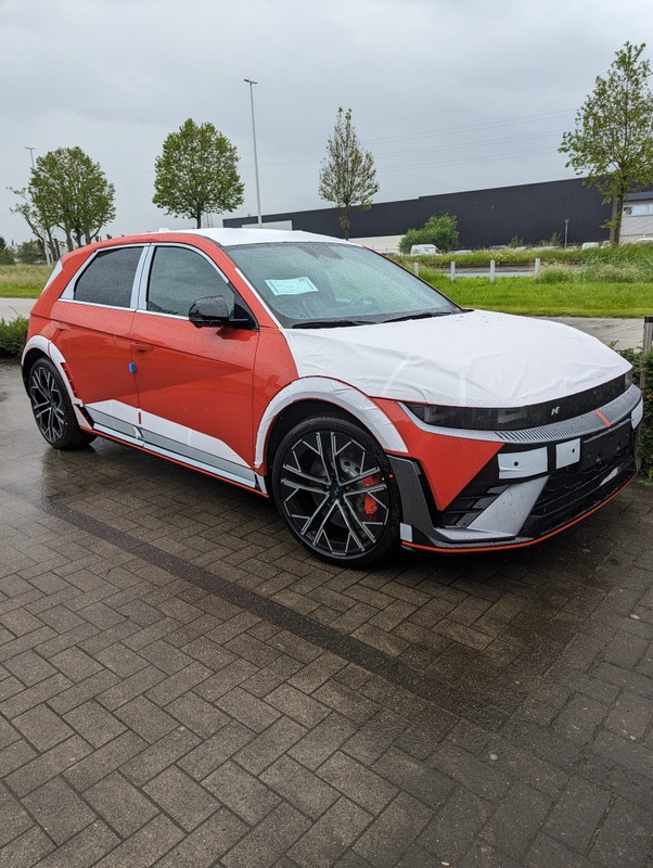 Afbeeldingslocatie: https://tweakers.net/i/O5IDHagyS1LfvfiIZB8tsQieCZM=/x800/filters:strip_icc():strip_exif()/f/image/q1nHYeZEN1FVMgqb7q0gTCrS.jpg?f=fotoalbum_large