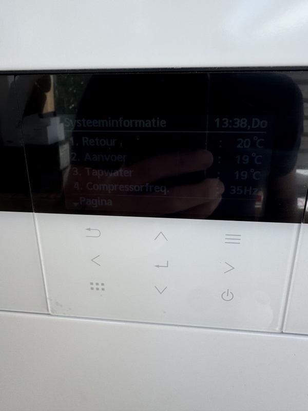 Afbeeldingslocatie: https://tweakers.net/i/O5rlZAWd5fzDaOzWI5G0KTSl05U=/x800/filters:strip_icc():strip_exif()/f/image/AZfpMin4iCM8XFovB4KTKQSN.jpg?f=fotoalbum_large