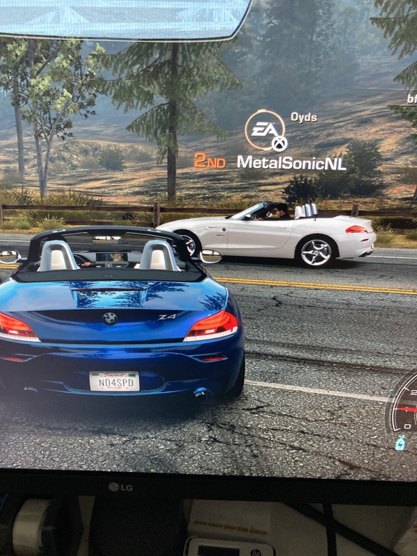 Afbeeldingslocatie: https://tweakers.net/i/O8xeliZ50iVq-QtP9_vOuLZYUEo=/x800/filters:strip_icc():strip_exif()/f/image/NnxzYpQjRb4vZWTgDrGRCx4O.jpg?f=fotoalbum_large