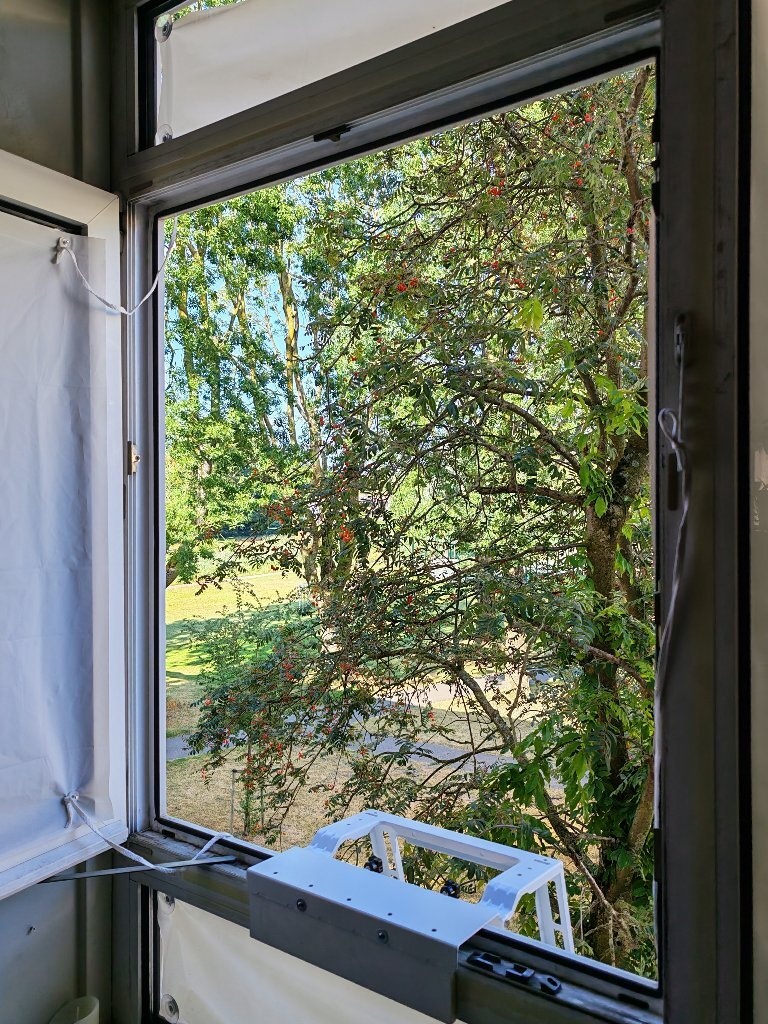 Afbeeldingslocatie: https://tweakers.net/i/ODIQMbUq8eOz6Bypn2GyOXMbBg0=/fit-in/4920x3264/filters:max_bytes(3145728):no_upscale():strip_icc():strip_exif()/f/image/mcnFaFSX7MAjUPXsYvSYKFFg.jpg?f=user_large