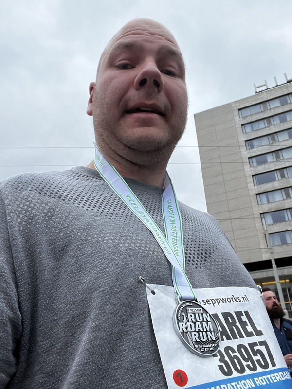 Afbeeldingslocatie: https://tweakers.net/i/OHxbDdbXYkirVBx18P7VqaR8pNE=/x800/filters:strip_icc():strip_exif()/f/image/6ub4GnzNPC6HTUS9tl2XgXQR.jpg?f=fotoalbum_large