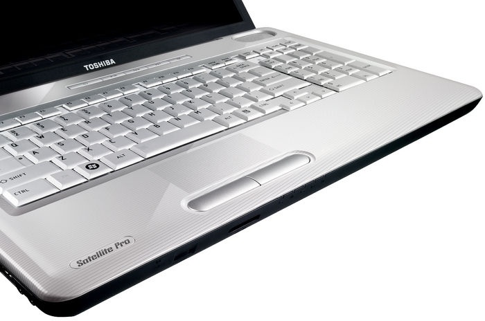 Coque Et Contour LCD Pour Toshiba Satellite L550-13U - Occasion - Pour Remplacer Ou Réparer