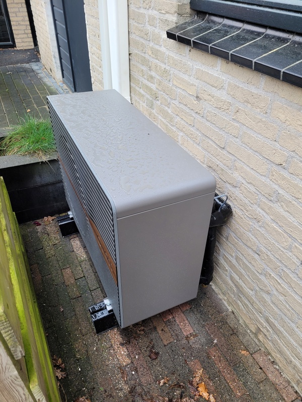 Afbeeldingslocatie: https://tweakers.net/i/OLAjUe4oXqIVh_OU4mfZiSGpIyQ=/x800/filters:strip_icc():strip_exif()/f/image/p7CfOGsNBtAUorajBTHivlfq.jpg?f=fotoalbum_large