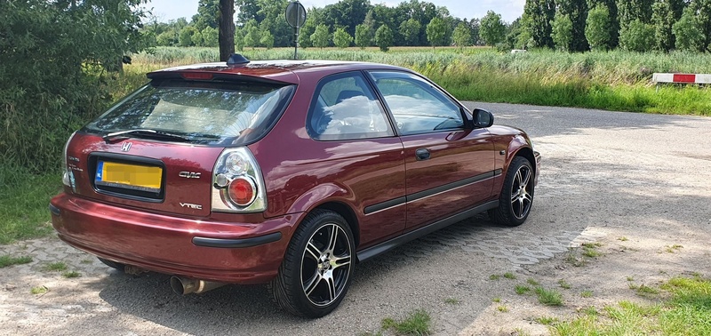 Afbeeldingslocatie: https://tweakers.net/i/OR3HQUHASxDH8PVhcf1LiyZyn6E=/800x/filters:strip_icc():strip_exif()/f/image/79t78HktghT3Oqo9EvGkWZ5T.jpg?f=fotoalbum_large