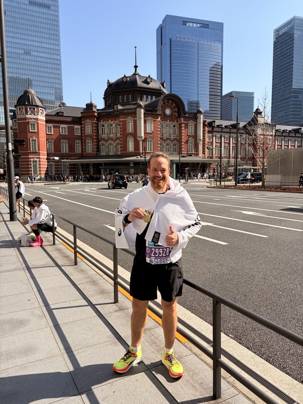 Afbeeldingslocatie: https://tweakers.net/i/OSheuzmFWo5789rCL0jTAuUpLZ0=/x800/filters:strip_icc():strip_exif()/f/image/SHsZ5iIkATGUoqmDjBwFon2W.jpg?f=fotoalbum_large