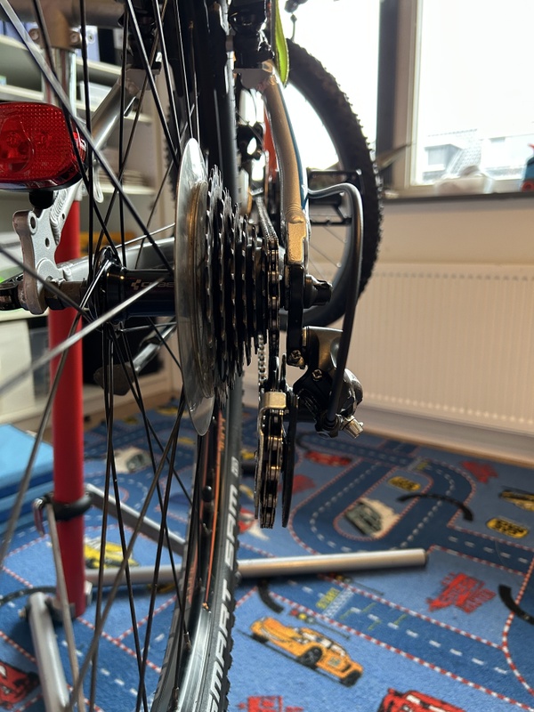 Afbeeldingslocatie: https://tweakers.net/i/OUoZ3vk8n21LkxuLB-0eOs5XW5s=/x800/filters:strip_icc():strip_exif()/f/image/7kwIH30mzby8edNr4sCN5V1r.jpg?f=fotoalbum_large