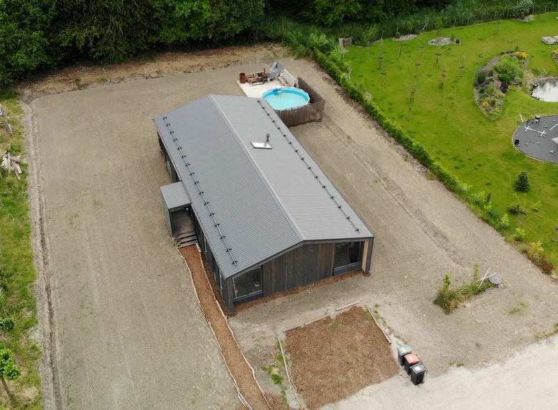 Afbeeldingslocatie: https://tweakers.net/i/OZK4N510zhcmEvgKflJ0TOljB-Y=/800x/filters:strip_icc():strip_exif()/f/image/alfzTQU2bgXytWmQ2VzAHzJR.jpg?f=fotoalbum_large