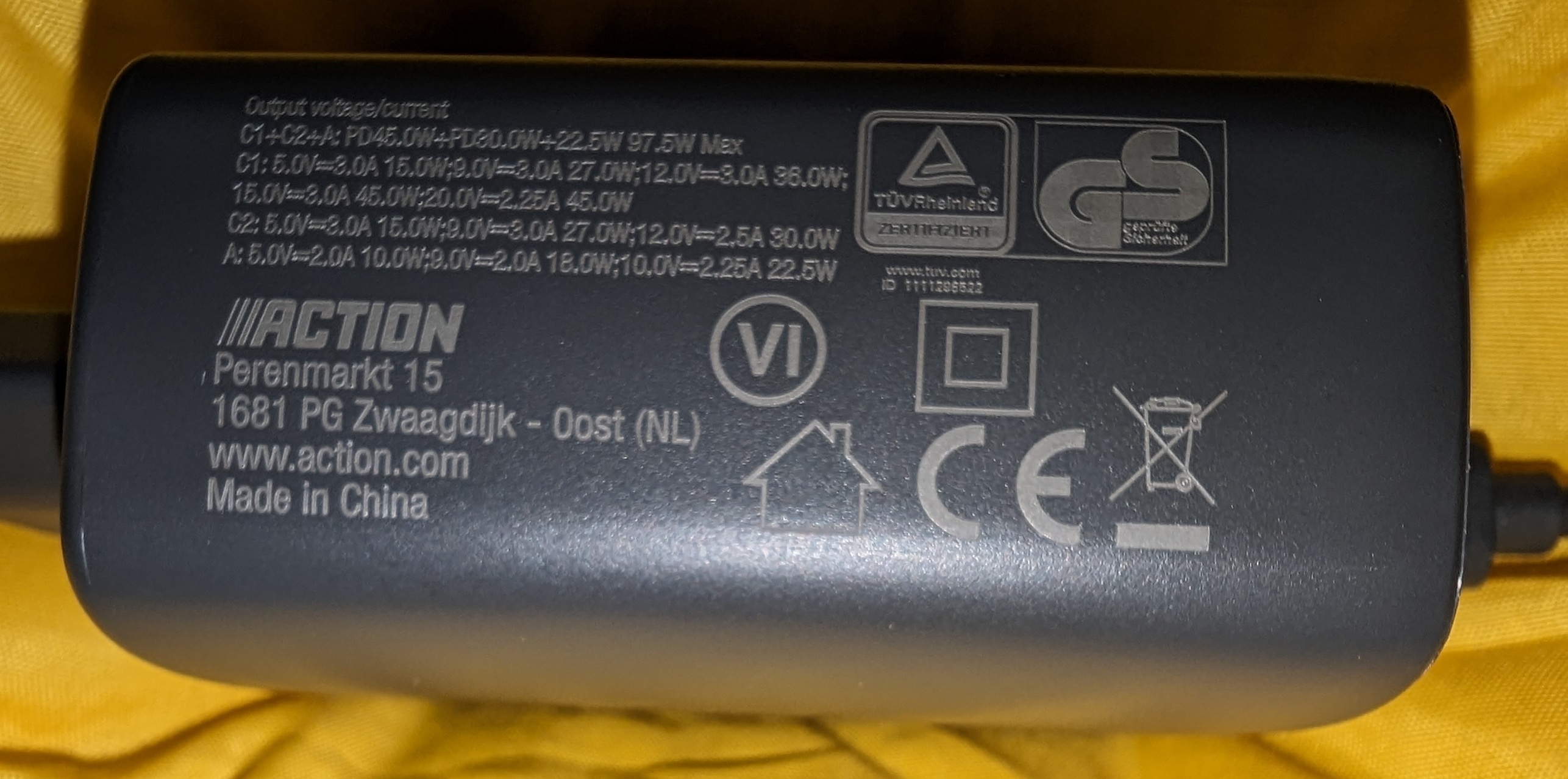 Afbeeldingslocatie: https://tweakers.net/i/OZKTcuZOYKcUEtgmFFVFqVUpvB4=/fit-in/4920x3264/filters:max_bytes(3145728):no_upscale():strip_icc():strip_exif()/f/image/fn0xRxy3ALKXjTqsqUNpAWDO.jpg?f=user_large