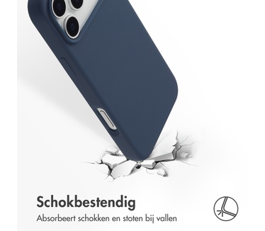 Accezz Liquid Silicone Backcover met MagSafe