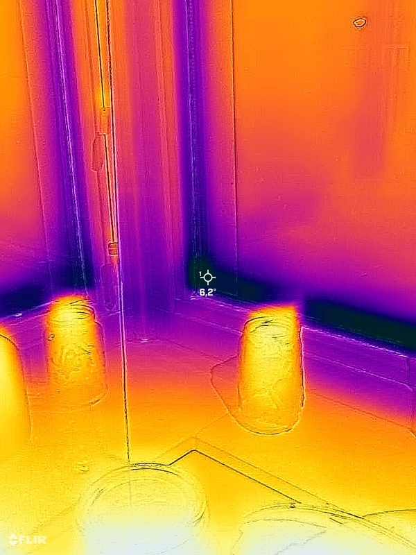 Afbeeldingslocatie: https://tweakers.net/i/OfLELa1BXPH4yfu6K01Uo8uvd3o=/x800/filters:strip_icc():strip_exif()/f/image/etxJtfQoWlNpMM3mbMobXN8e.jpg?f=fotoalbum_large