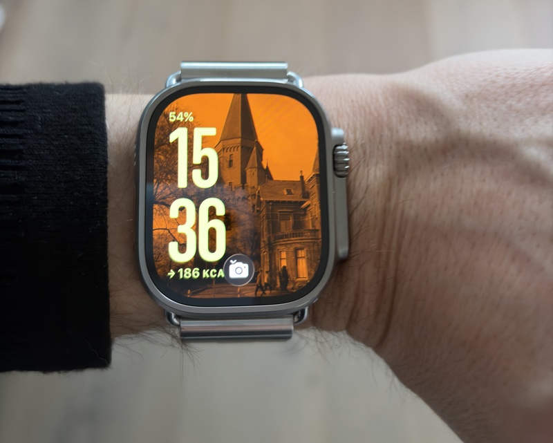 Afbeeldingslocatie: https://tweakers.net/i/OgXERZ5ssya9etCA9y6aMkK4BgM=/800x/filters:strip_icc():strip_exif()/f/image/zEehdG1dig8u0JcaHJGdY5x7.jpg?f=fotoalbum_large