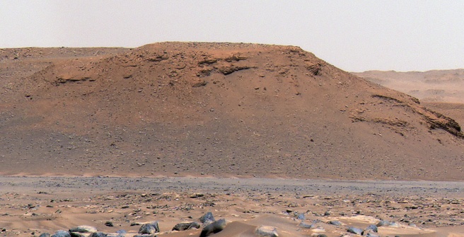 Scarp A, ofwel helling A bij de Jezero-crater. Foto © NASA/JPL-Caltech/ASU/MSSS