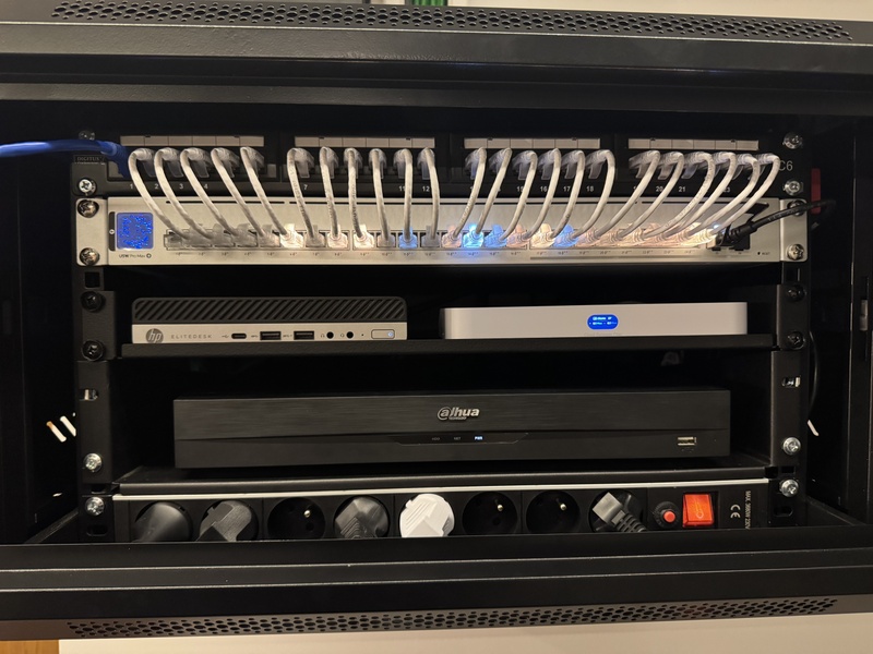 Afbeeldingslocatie: https://tweakers.net/i/Oh7s5GCphWURphgw2OUXMzoPZdk=/800x/filters:strip_icc():strip_exif()/f/image/ORWW6y22SwTSWjE5gQrwl73L.jpg?f=fotoalbum_large