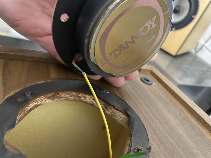 Afbeeldingslocatie: https://tweakers.net/i/OhiiqPBjsHJB2z7ao22lWxtLslA=/800x/filters:strip_icc():strip_exif()/f/image/nB9sY4JjmoK8fTiGvZqbHSYZ.jpg?f=fotoalbum_large