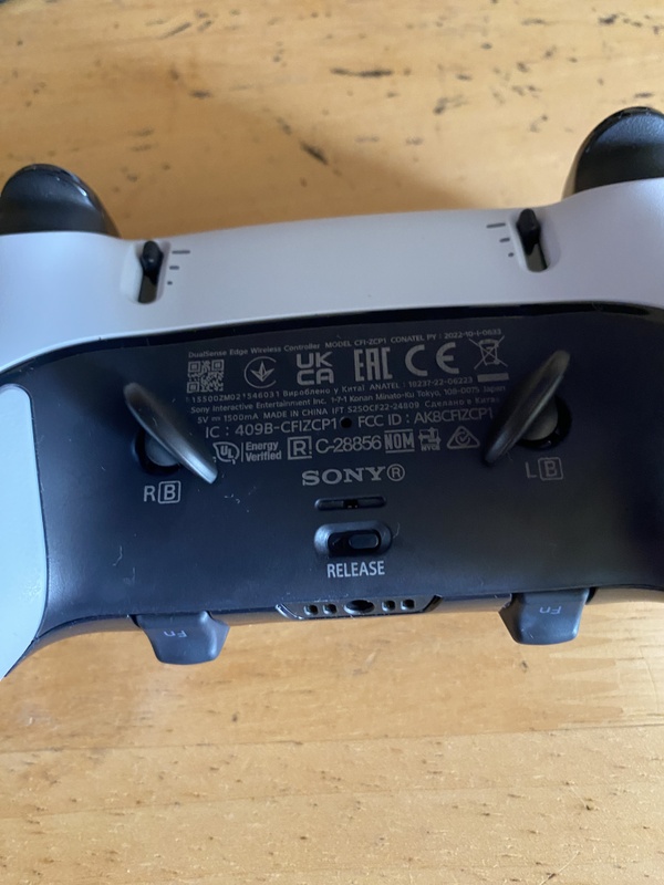 Afbeeldingslocatie: https://tweakers.net/i/OsDF41gVRb7JpHXmykVCC4pN288=/x800/filters:strip_icc():strip_exif()/f/image/mCffK1VgXJHtsAdl0dzrMtfQ.jpg?f=fotoalbum_large