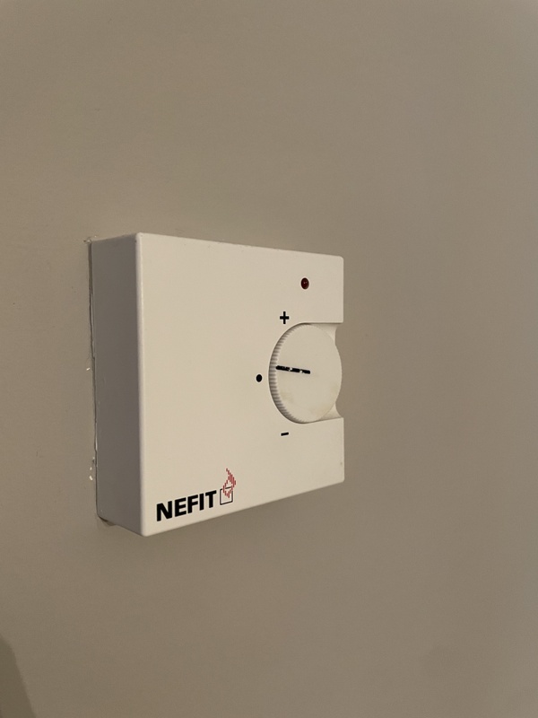 Afbeeldingslocatie: https://tweakers.net/i/OvVd50CaDmPwzGVu2CBriCy8rX0=/x800/filters:strip_icc():strip_exif()/f/image/4x9B9RoCUXwrGSRZLUnbza7V.jpg?f=fotoalbum_large