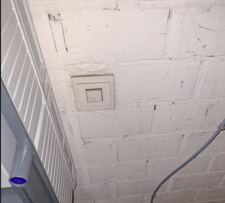 Afbeeldingslocatie: https://tweakers.net/i/OxkR3NVROQJNd5CYOfCE72yK6cw=/full-fit-in/4000x4000/filters:no_upscale():fill(white):strip_exif()/f/image/ctKYhKzrdyhfrpEwxxMt55vV.png?f=user_large