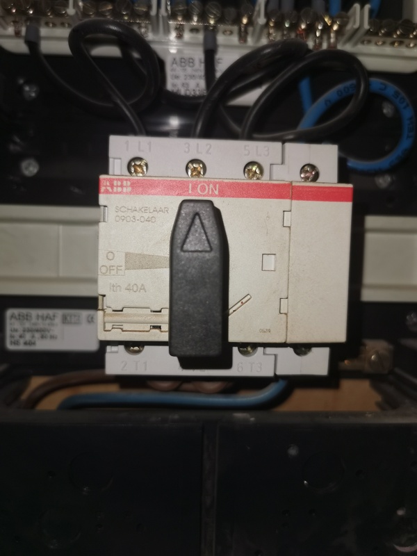 Afbeeldingslocatie: https://tweakers.net/i/P-9dxDSMLIua9Z4lMqHbebKeau8=/x800/filters:strip_icc():strip_exif()/f/image/gFLCcrENeaCYVRI6A1R0jrqf.jpg?f=fotoalbum_large