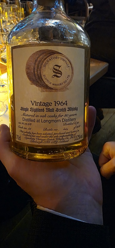 Afbeeldingslocatie: https://tweakers.net/i/P-dRSwqs76x91bfUn3WjIYvqsLM=/x800/filters:strip_icc():strip_exif()/f/image/8pA3wmh3pXO09ay2zaf8DvU4.jpg?f=fotoalbum_large