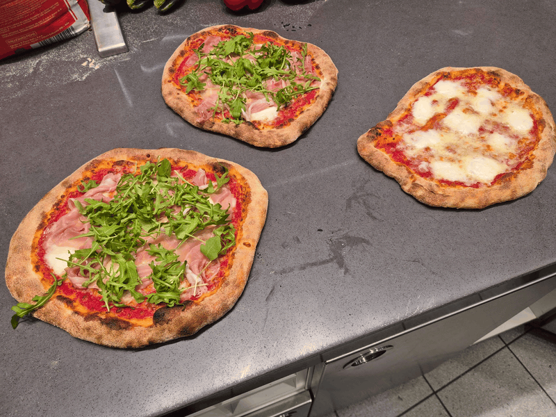 Afbeeldingslocatie: https://tweakers.net/i/P-xdkqvSneI5oW_r0_dmFpBk6pc=/800x/filters:strip_exif()/f/image/DyKMIX2zhhdkNyIvjflcUatl.png?f=fotoalbum_large