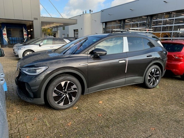 Afbeeldingslocatie: https://tweakers.net/i/P2dc-XoESUP11lCcvpN1ZL1EzRQ=/full-fit-in/4920x3264/filters:max_bytes(3145728):no_upscale():strip_icc():fill(white):strip_exif()/f/image/TrRekGi1TAI9yYsI1Y7LqzFZ.jpg?f=user_large