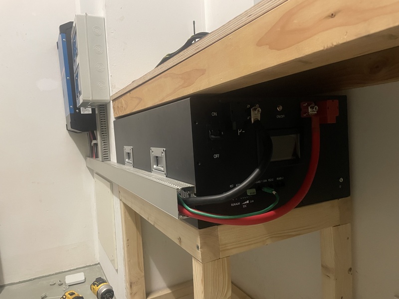 Afbeeldingslocatie: https://tweakers.net/i/P3PhS0OS1z_wgTgk0GpYdntlDrA=/800x/filters:strip_icc():strip_exif()/f/image/Uw8IQMA3sWUvnPPeT2C5SFAt.jpg?f=fotoalbum_large