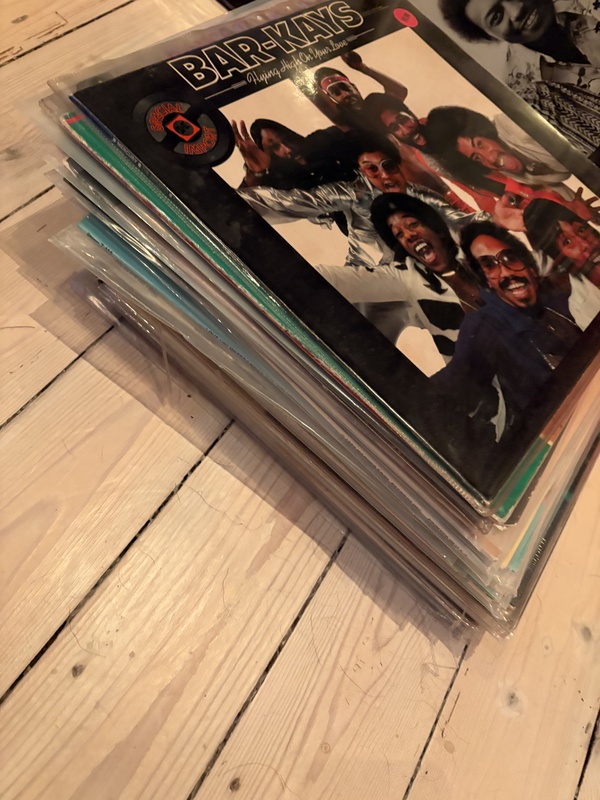 Afbeeldingslocatie: https://tweakers.net/i/P5Vc2y_M4vYEkBzexesIA1mDFgU=/x800/filters:strip_icc():strip_exif()/f/image/OwMrhh4VDLLE0YJPaVaqPsiC.jpg?f=fotoalbum_large