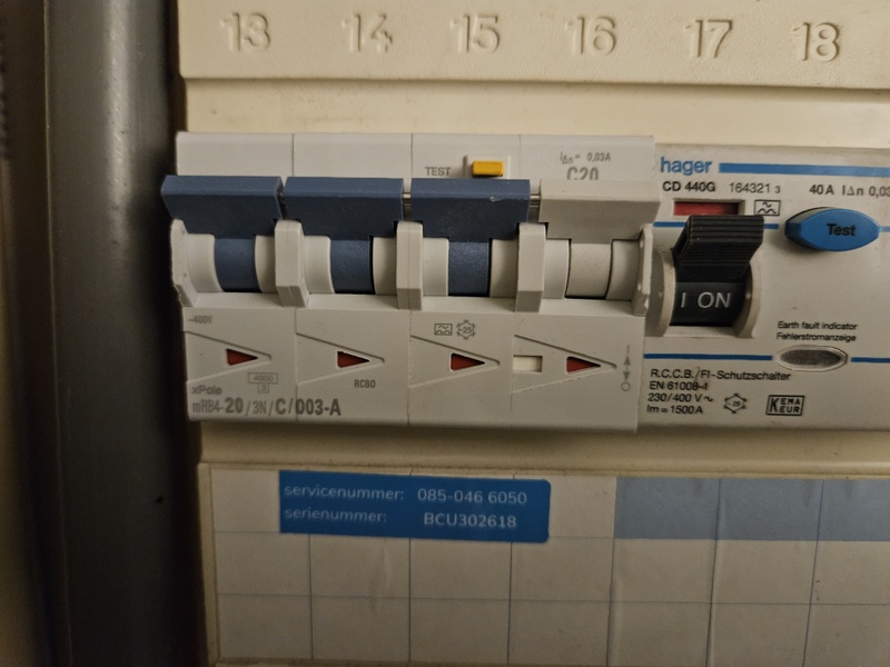 Afbeeldingslocatie: https://tweakers.net/i/P74SOyKMCMvDTo_VXy1ryqma1dM=/800x/filters:strip_icc():strip_exif()/f/image/Ggh30JEZFpYDUXFq3UcJ2wd5.jpg?f=fotoalbum_large