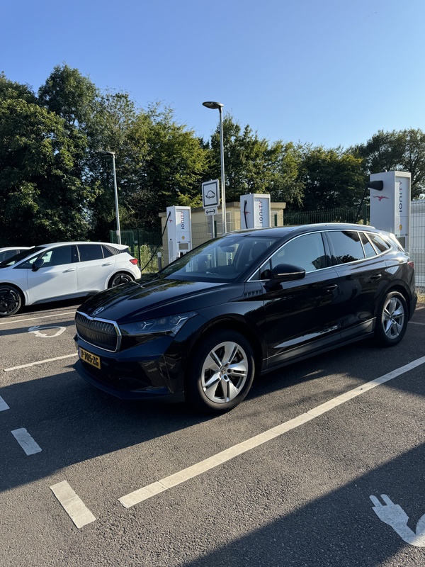 Afbeeldingslocatie: https://tweakers.net/i/P8KkzTw-RI2aNVUcXAfDFJxau-E=/x800/filters:strip_icc():strip_exif()/f/image/eLmS7SWqeAuPU01IXery6nTp.jpg?f=fotoalbum_large