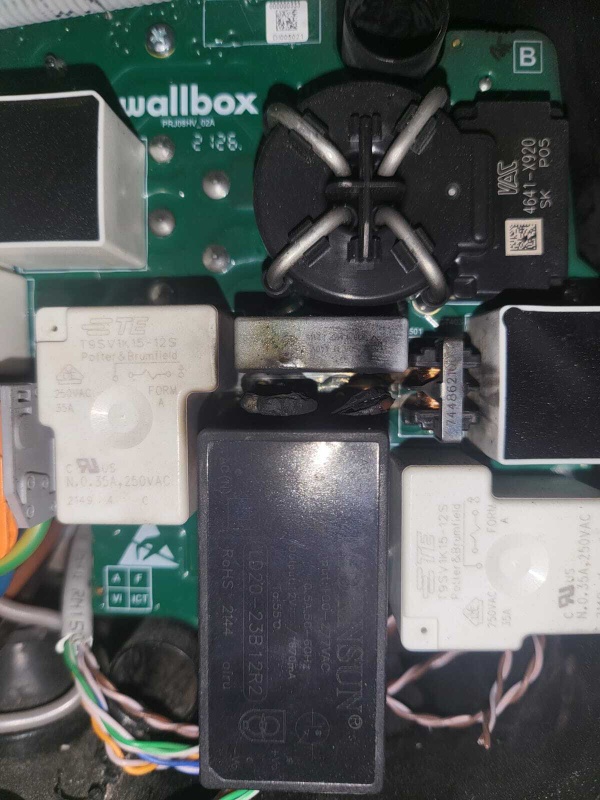 Afbeeldingslocatie: https://tweakers.net/i/PDYhw4bdYPUs4zdkyG_q4r9Xjyg=/x800/filters:strip_icc():strip_exif()/f/image/JvBszrGUeN8i2ltC8W1d16Bc.jpg?f=fotoalbum_large