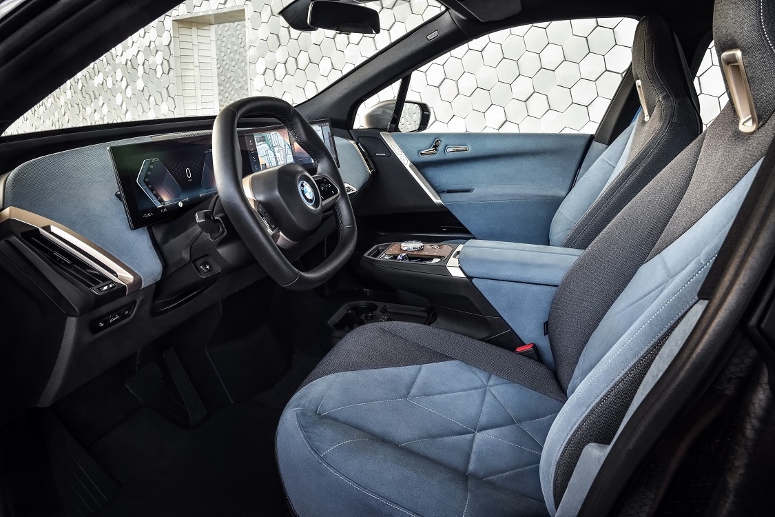 Bmw ix салон