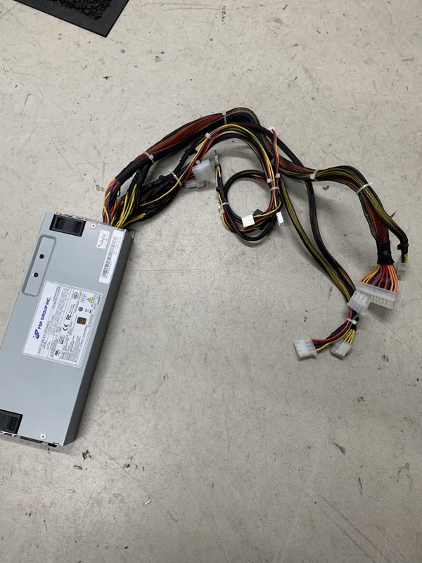 Afbeeldingslocatie: https://tweakers.net/i/PM4GSWvsxl6ME0KqcE_JU2S_QQs=/x800/filters:strip_icc():strip_exif()/f/image/K2ivH9xuOn4JXxE9liEXvWD5.jpg?f=fotoalbum_large