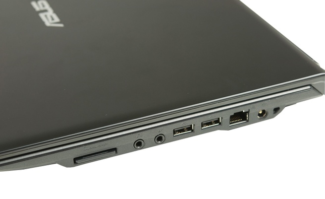 Asus UL30J - aansluitingen