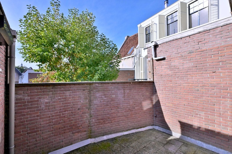 Afbeeldingslocatie: https://tweakers.net/i/PRI1cFzR8QlbRGsV3hzL_xW25c0=/800x/filters:strip_icc():strip_exif()/f/image/ITgeYLbUa6etEYrf5X60d7QQ.jpg?f=fotoalbum_large