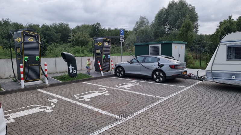 Afbeeldingslocatie: https://tweakers.net/i/PSwc0FgCmRJCkBEbXtXcYPDH8QA=/800x/filters:strip_icc():strip_exif()/f/image/qLCthren6P1xQlcEggauMdLP.jpg?f=fotoalbum_large