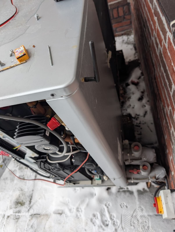 Afbeeldingslocatie: https://tweakers.net/i/PUUs9_2XnK__r3ZQlJJ_khwr-4w=/x800/filters:strip_icc():strip_exif()/f/image/UZCDP8VMefMrqIk4BK8vA33d.jpg?f=fotoalbum_large