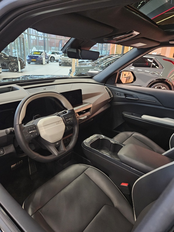 Afbeeldingslocatie: https://tweakers.net/i/PWr6JFvIZsX3PKWgygu4FocsjVM=/x800/filters:strip_icc():strip_exif()/f/image/VEJfhWrEGQaHU2aV5WkAiiQY.jpg?f=fotoalbum_large