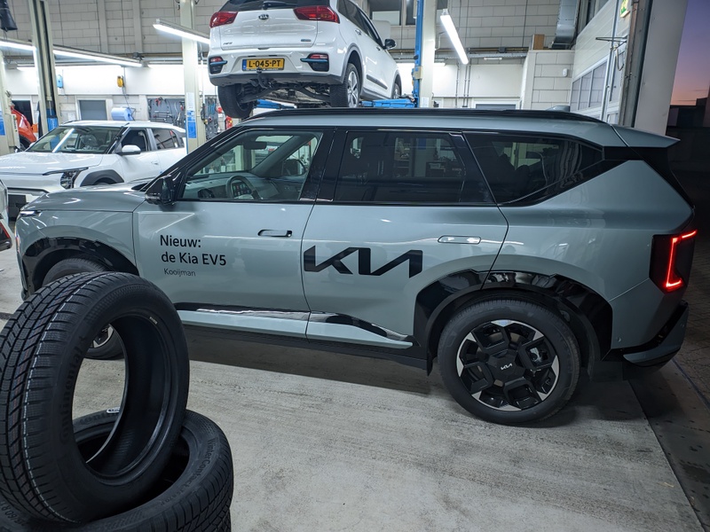 Afbeeldingslocatie: https://tweakers.net/i/PWsRrkfGamSjK5Odt77ZNlpsnnw=/800x/filters:strip_icc():strip_exif()/f/image/WYEaHeTVY1xlEzMJ3pyWpht1.jpg?f=fotoalbum_large