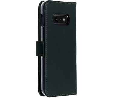 Selencia Echt Lederen Bookcase Samsung Galaxy S10e - Groen