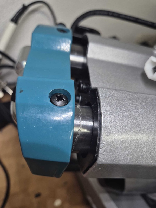 Afbeeldingslocatie: https://tweakers.net/i/Pbw_5ogC5l-u-D-DaQlBUCGBLV8=/x800/filters:strip_icc():strip_exif()/f/image/5W3eIi481e88GEPltsnxXakW.jpg?f=fotoalbum_large