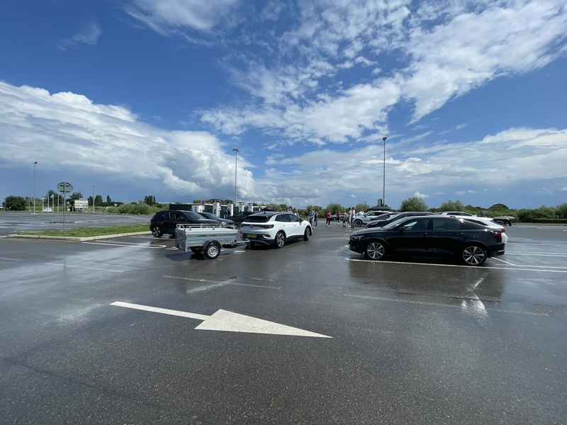 Afbeeldingslocatie: https://tweakers.net/i/Pe7utb0IAMQWJ3GgwcCfb4-4Eo8=/800x/filters:strip_icc():strip_exif()/f/image/uQ8UrGqDHNQ1BpXj4S6TCk9F.jpg?f=fotoalbum_large