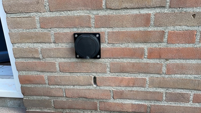 Afbeeldingslocatie: https://tweakers.net/i/PfHPzPu8uej7SZNOmi1apkJFypw=/800x/filters:strip_icc():strip_exif()/f/image/lEscuaDddgvl7wTDZxVPNBGv.jpg?f=fotoalbum_large