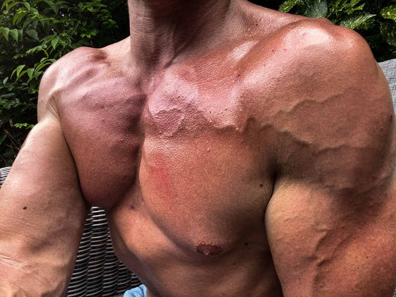 Afbeeldingslocatie: https://tweakers.net/i/PiHtG5eMLEzv5r68qwdFIo5nS_I=/800x/filters:strip_icc():strip_exif()/f/image/GlsEA7H81U7iZx7lkntpwwJq.jpg?f=fotoalbum_large