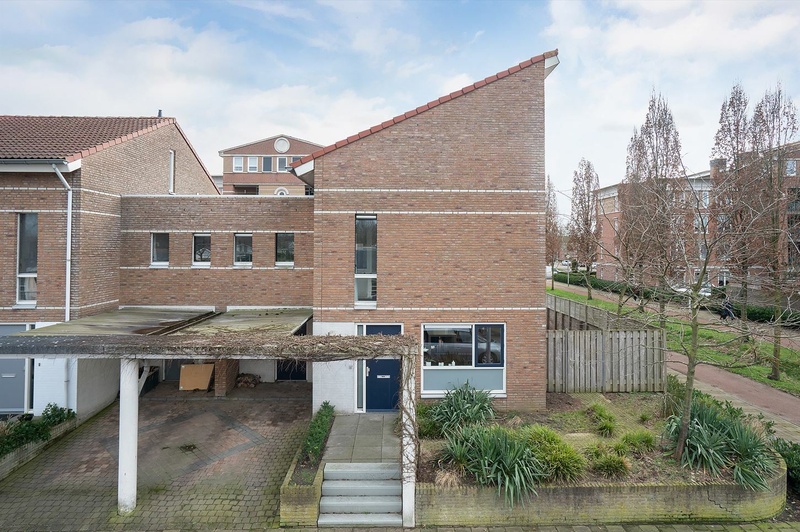 Afbeeldingslocatie: https://tweakers.net/i/PiY4bIS7i99vI-MsveHxulLvR2Q=/800x/filters:strip_icc():strip_exif()/f/image/g70wZC6fXn6cF6osDWxGhdXH.jpg?f=fotoalbum_large