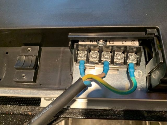 Afbeeldingslocatie: https://tweakers.net/i/PmRxUulggK_b-Uv-KQIOQOVDLRw=/fit-in/4920x3264/filters:max_bytes(3145728):no_upscale():strip_icc():strip_exif()/f/image/gsDQjBsmGGLGV3UZZZyyjXjs.jpg?f=user_large