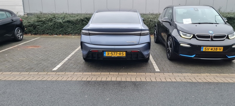 Afbeeldingslocatie: https://tweakers.net/i/Pma8I2J4qCx0PJikj3YC5LnCMJw=/800x/filters:strip_icc():strip_exif()/f/image/vum7NCdplnM6aCzqZc6spPEY.jpg?f=fotoalbum_large