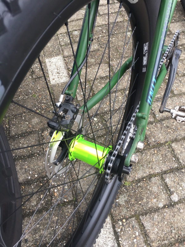 Afbeeldingslocatie: https://tweakers.net/i/PpLvM2qc9h8gucSvFq7ZUGpJh1o=/x800/filters:strip_icc():strip_exif()/f/image/AEkUkNNHZDJ1k4ECjtOm0OIw.jpg?f=fotoalbum_large